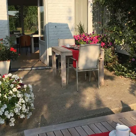 B&B Polderlicht 블랑켄베르크